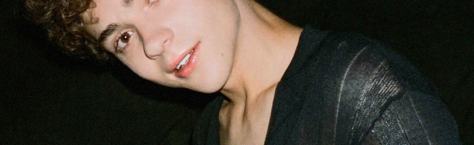 Joshua Bassett Fandom Discord Server Banner