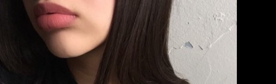 selling nudes Discord Server Banner