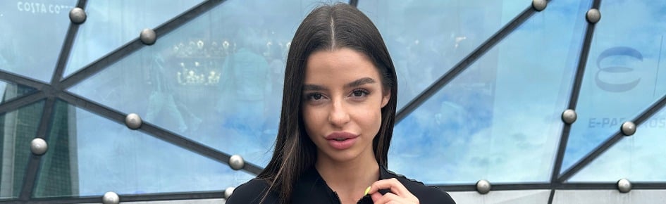 𝓝𝓲𝓷𝓪's Heaven Discord Server Banner