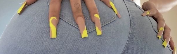 reassure🌙 nitro & nsfw & social Discord Server Banner