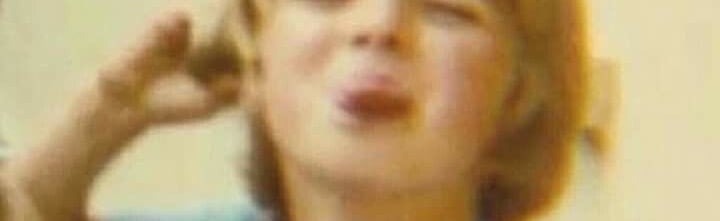 country house Discord Server Banner