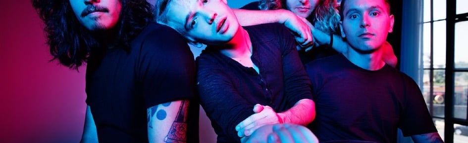 Badflower Fans 🖤 Discord Server Banner