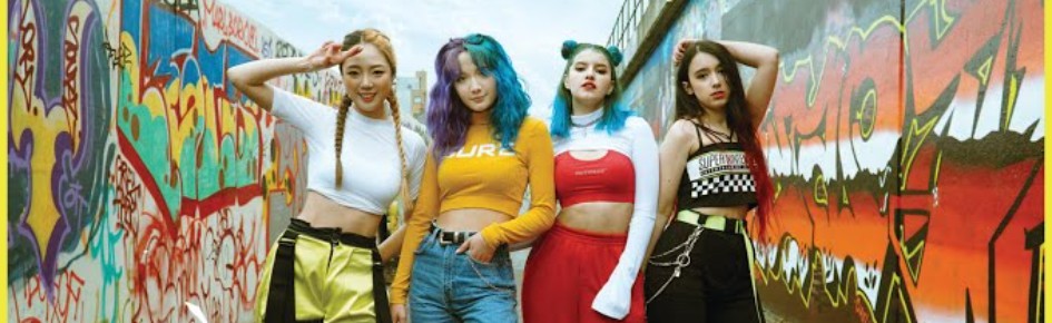 Kaachi | Photo Magic 11.4 Discord Server Banner