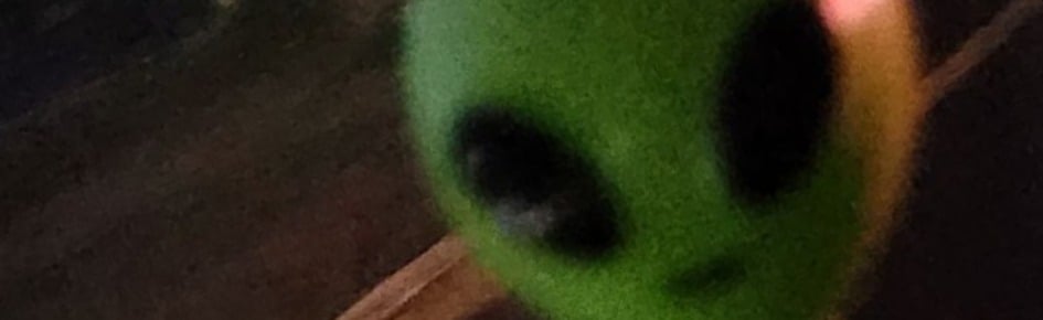 Alein world Discord Server Banner