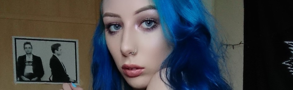 Scarlett's Nude Nest Discord Server Banner