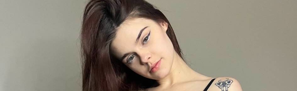 Mel's Lounge Discord Server Banner