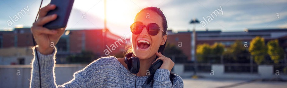 Video Chat Discord Server Banner