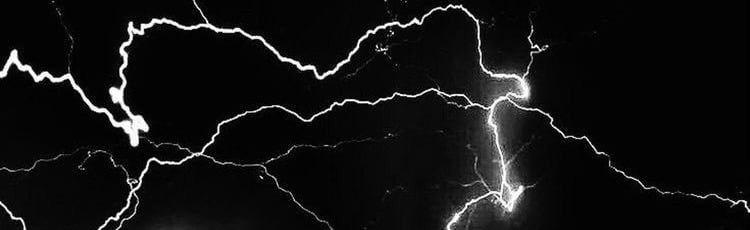 vamps (16+) Discord Server Banner